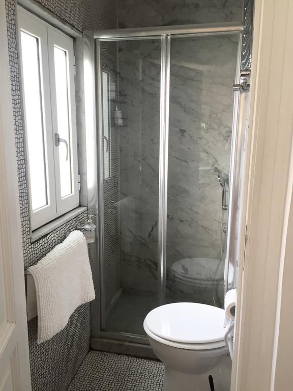 Bed & Breakfast Relais Piazza Dei Martiri Naples