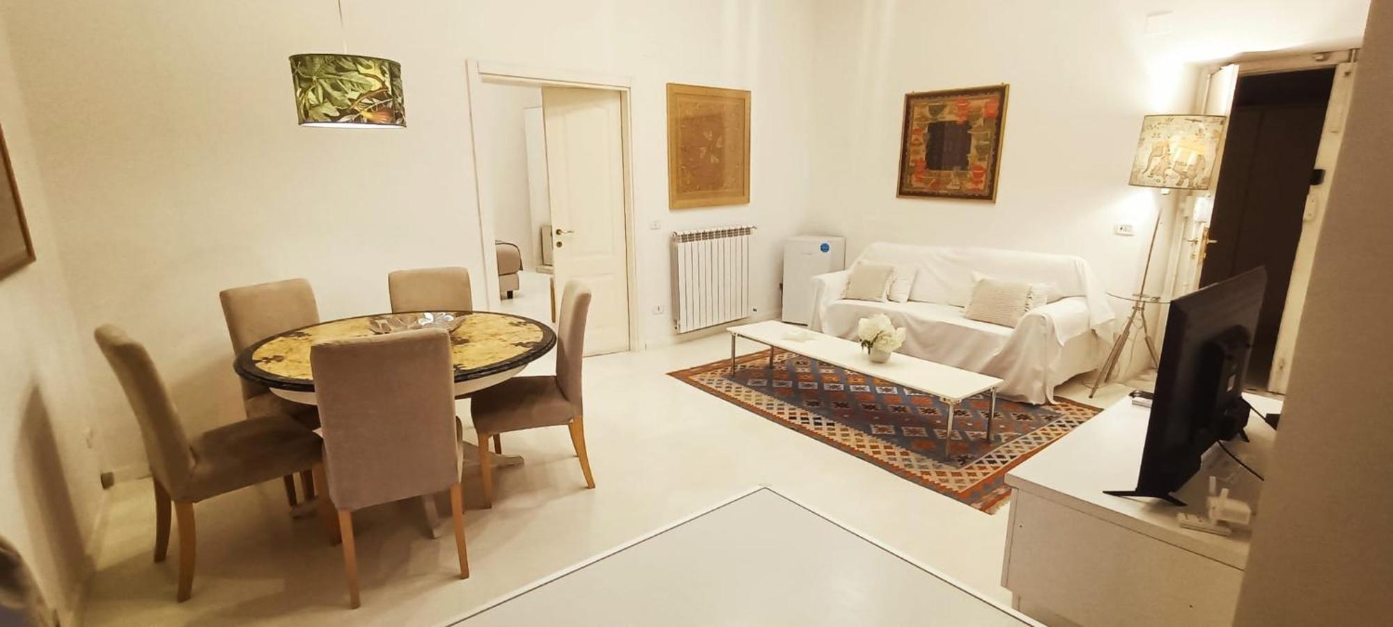 Relais Piazza Dei Martiri Bed and breakfast